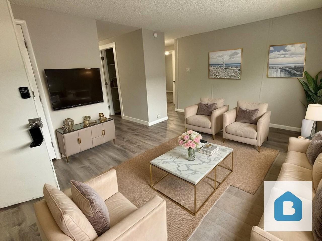 340 Gahart Drive - Photo 2 of 5