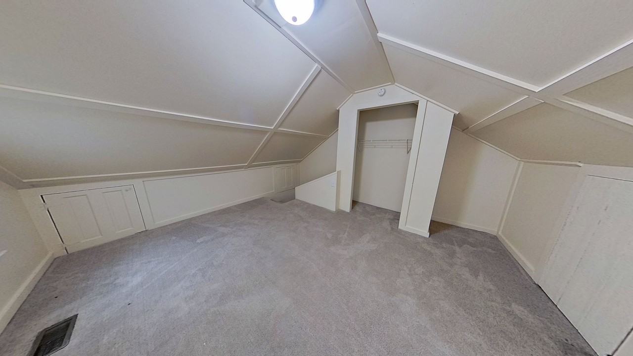 122 Church St - Photo 2 of 6