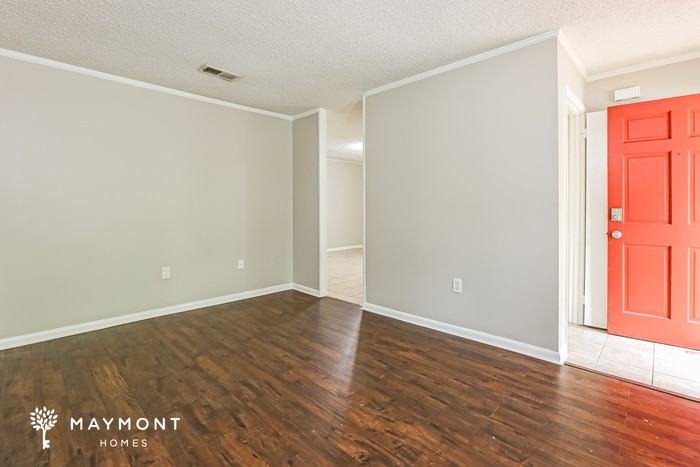 8707 Oakhaven Dr - Photo 5 of 14