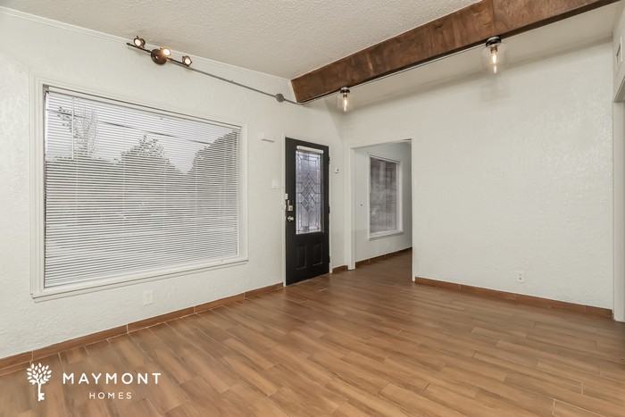 314 Surrels Ave - Photo 6 of 15