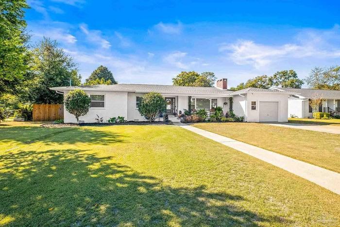 319 Gamarra Rd - Photo 2 of 28