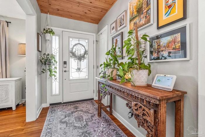 319 Gamarra Rd - Photo 3 of 28