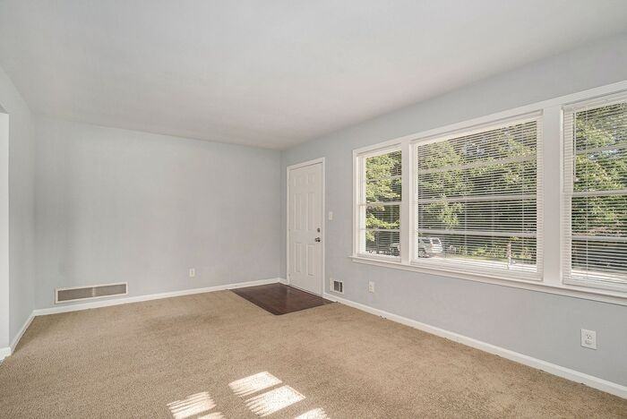109 Batiste Park Rd - Photo 4 of 26