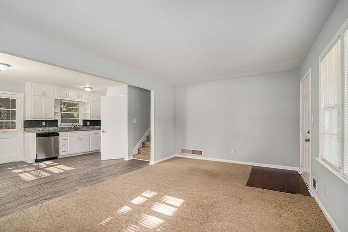 109 Batiste Park Rd - Photo 5 of 26
