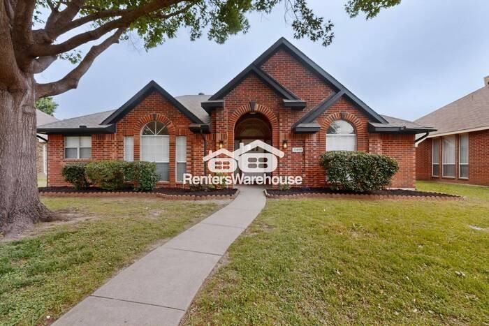 11405 Huntington Rd - Photo 2 of 49