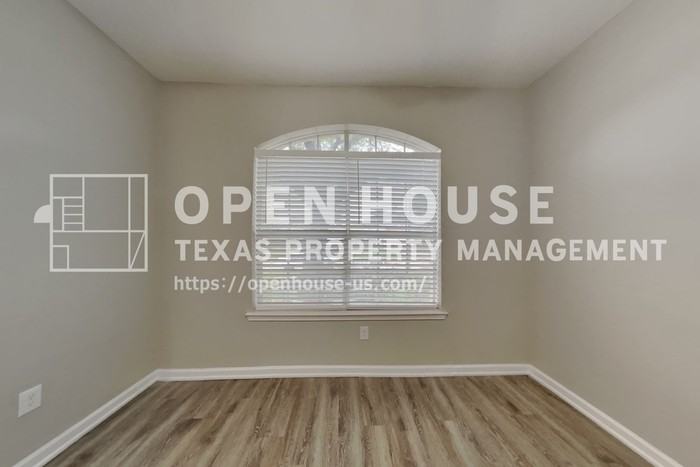 21643 Bay Palms Dr - Photo 4 of 21