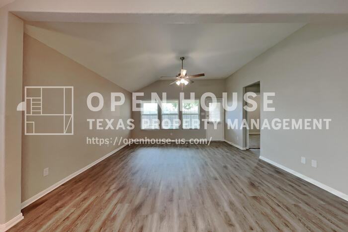 14814 Liberty Stone Ln - Photo 4 of 21
