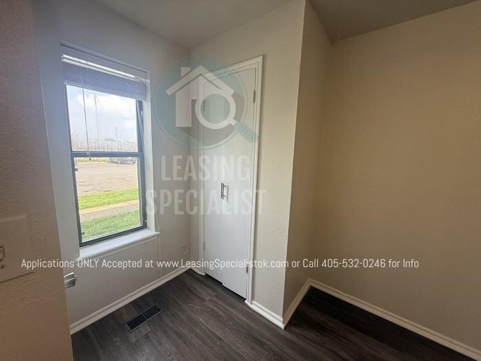 127 W Acres St #E - Photo 5 of 26