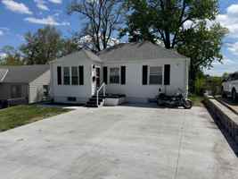 featured image of 5115 Pierce St