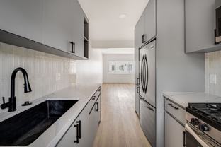 1210 Felspar St - Photo 1 of 1