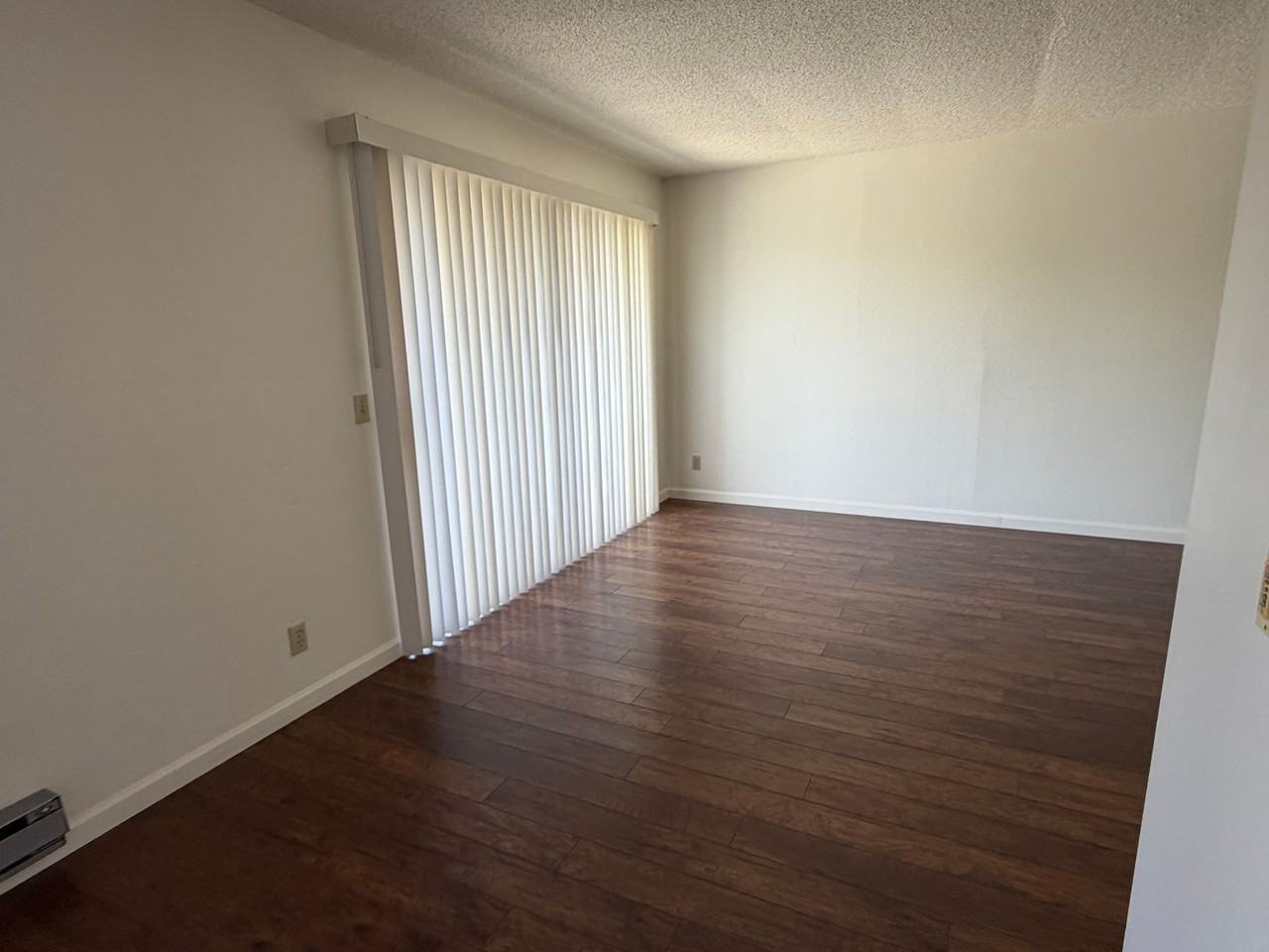 Evergreen Apartments - Photo 4 of 50