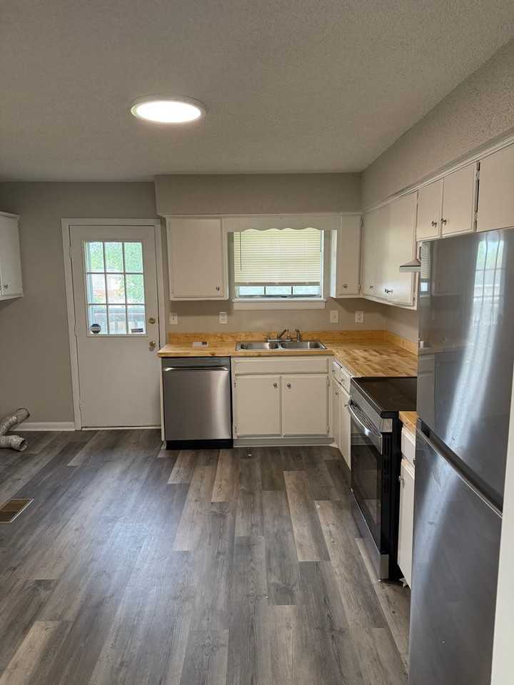 4436 Gina Brooke Dr - Photo 3 of 10