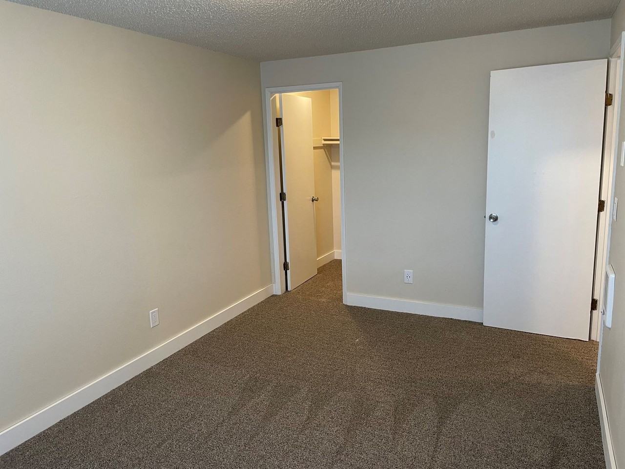 Salishan 4-Plex - Photo 7 of 20