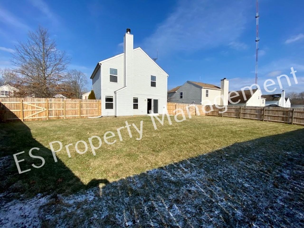 2815 W 75th St - Photo 4 of 43