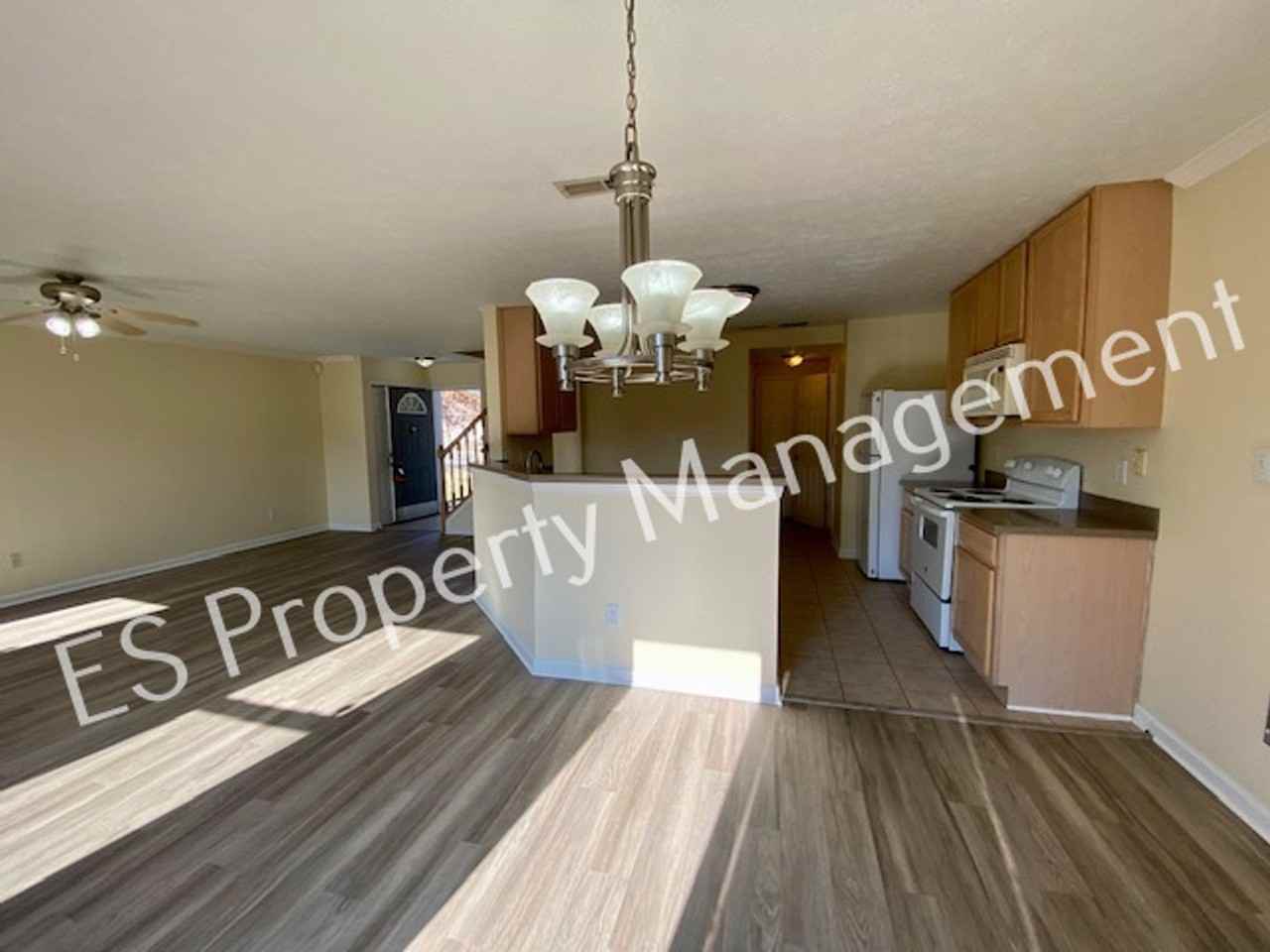 2815 W 75th St - Photo 7 of 43