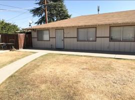 featured image of 1503 E Ashlan Ave