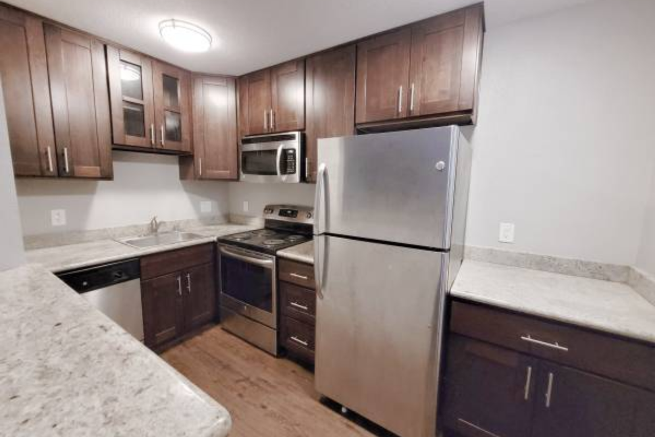 SEKK Investments Cherry LLC - Photo 2 of 3