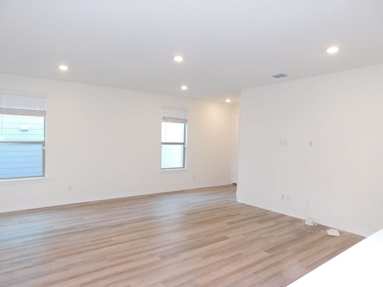 11215 Aristides - Photo 2 of 35