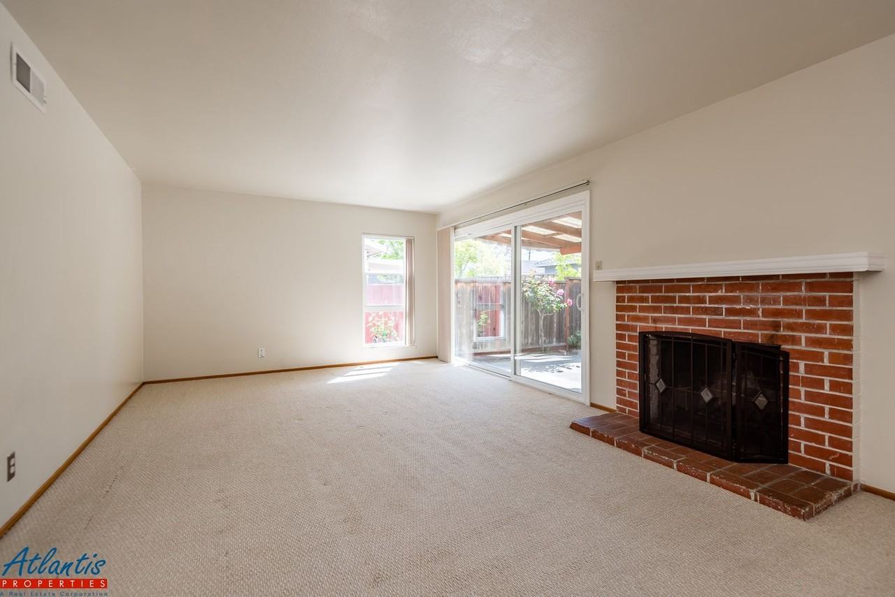4568 Strawberry Park Dr - Photo 2 of 19