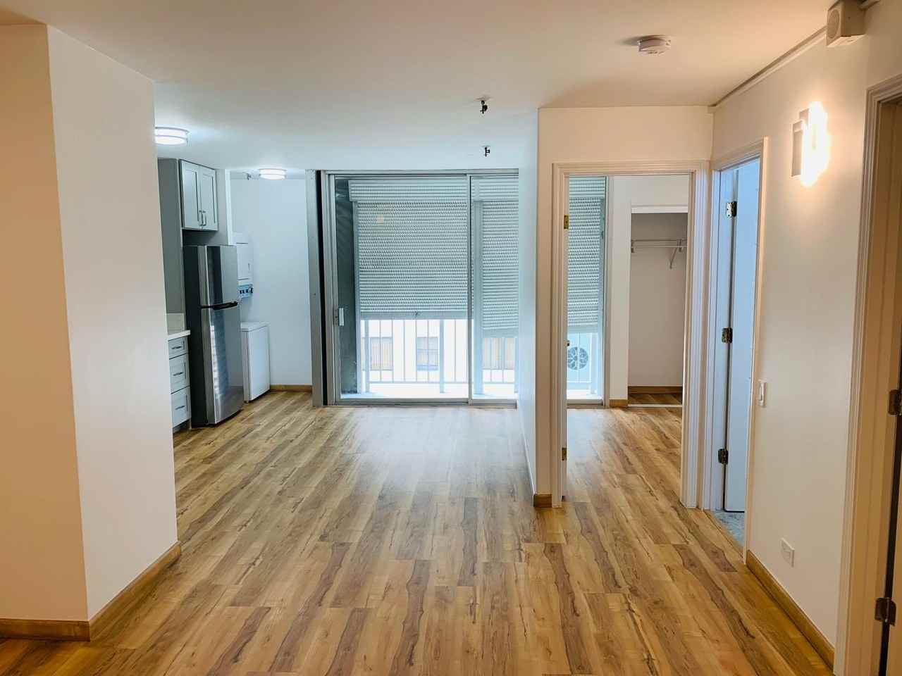 1226 Alexander St #703 - Photo 5 of 20