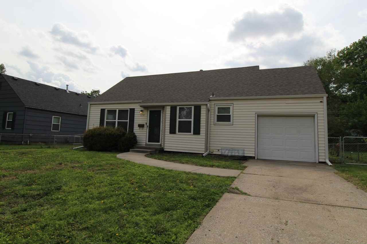 5010 Juniper Dr - Photo 2 of 11