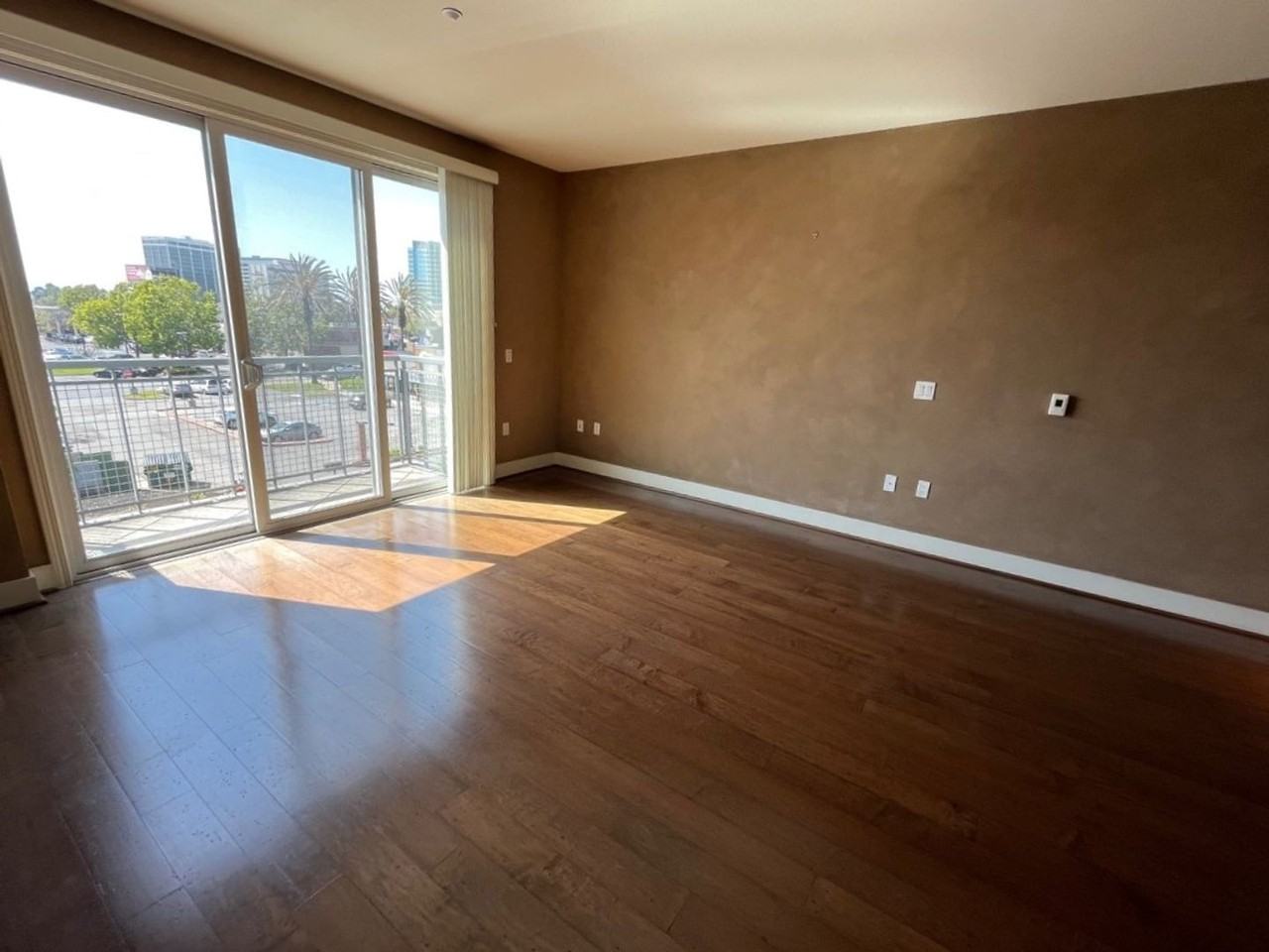 1556 Brunswig Ln - Photo 6 of 19