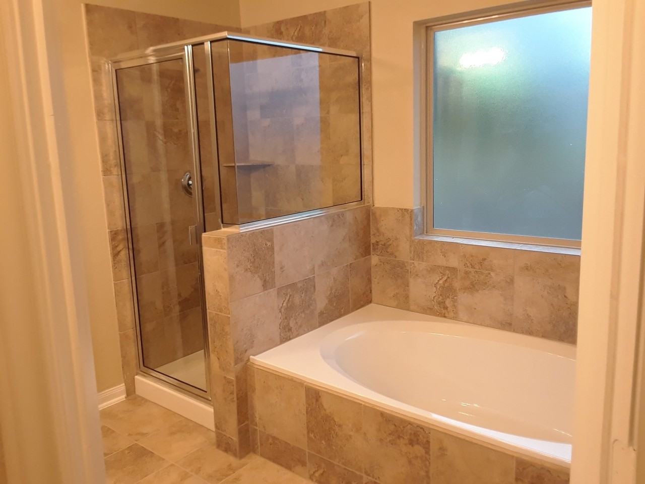 13349 Bunker Hill Dr - Photo 7 of 10