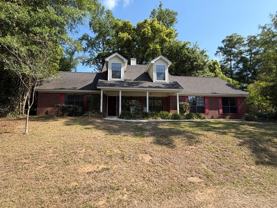 2221 Glenwood Ln - Photo 1 of 1