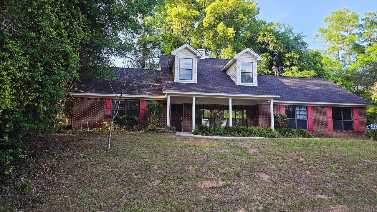 2221 Glenwood Ln - Photo 3 of 50