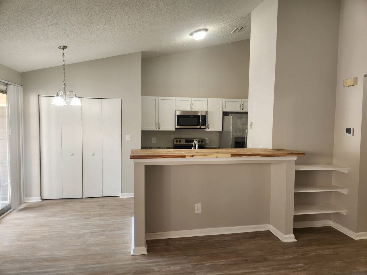 16B Lakeside Cres - Photo 6 of 14