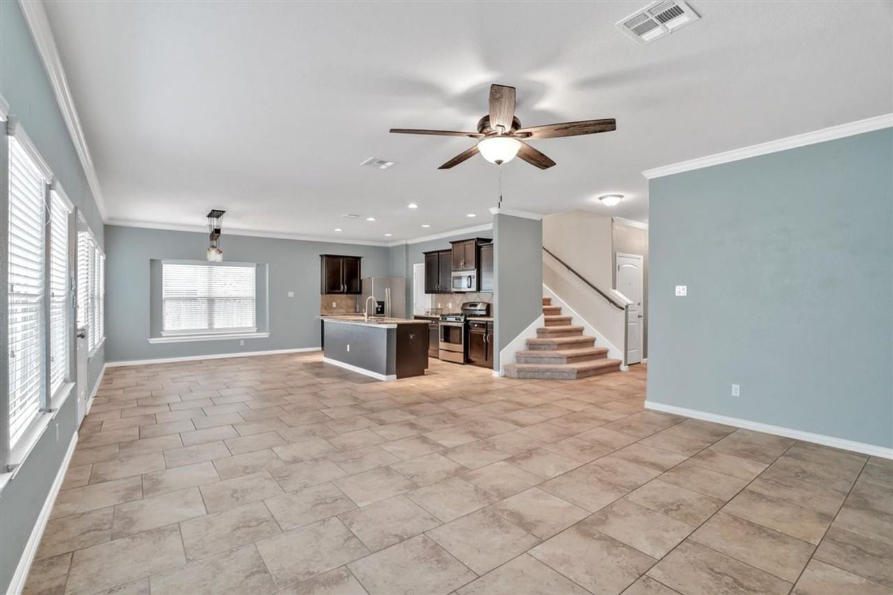 617 Rancho Verde Dr - Photo 6 of 22