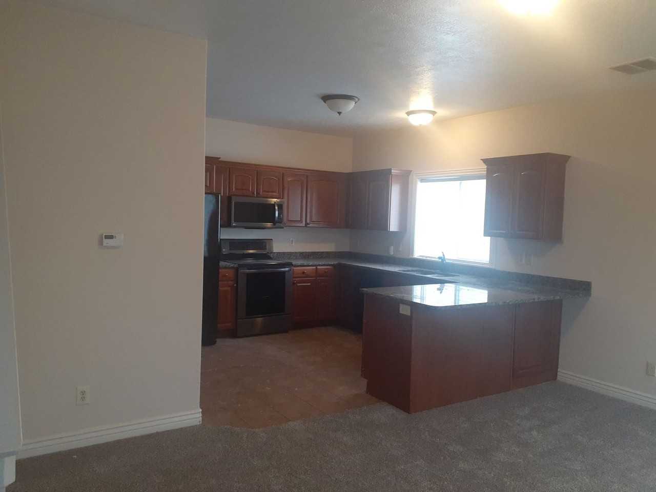 565 Pioneer Rd #54 - Photo 2 of 18
