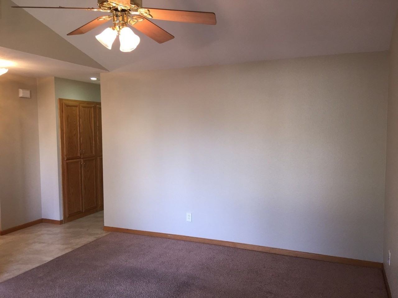 4432 Oxwood Dr - Photo 4 of 18