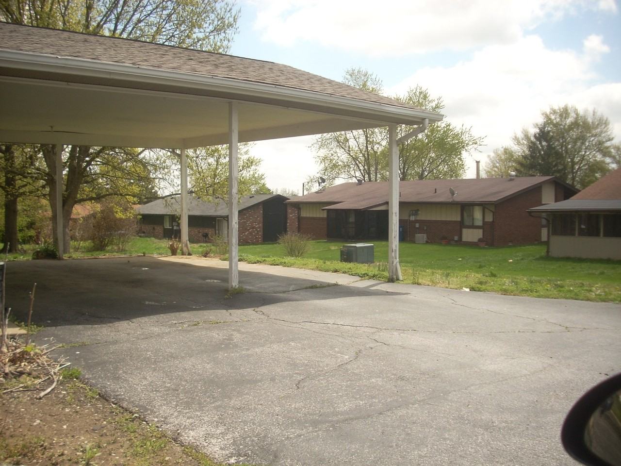 2406 Antiquity Ln - Photo 3 of 3