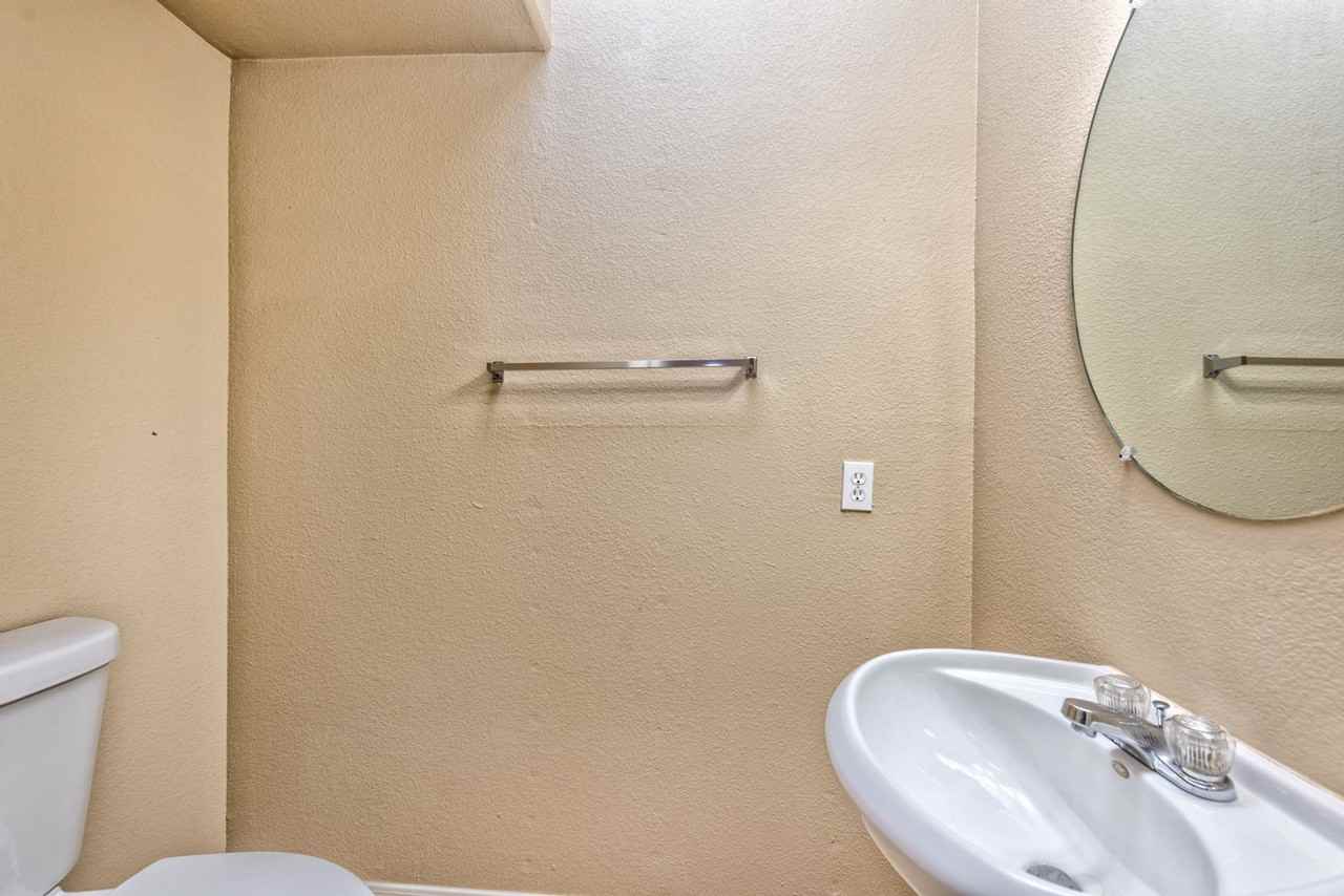 9926 Star Lake Ave - Photo 7 of 16