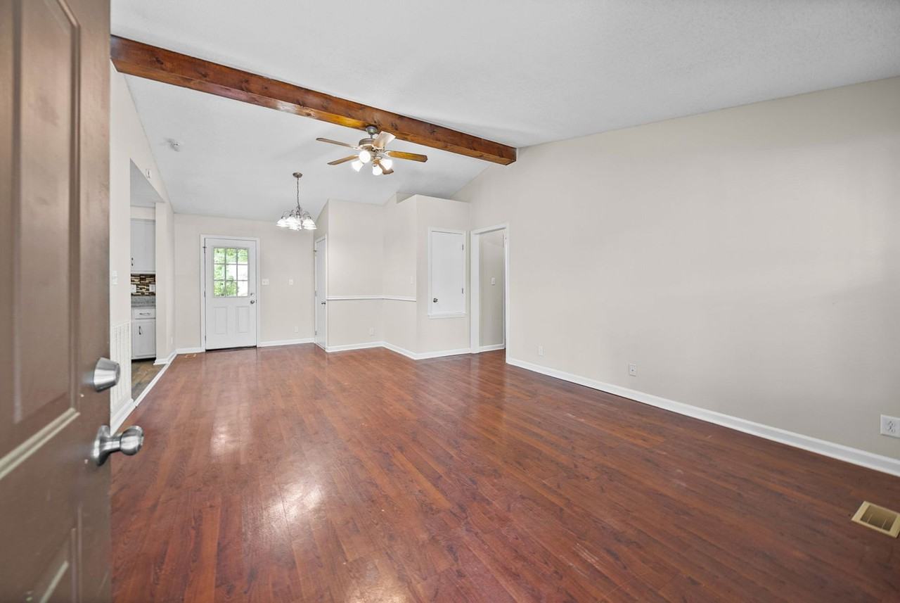 680 Shortridge Dr - Photo 5 of 27