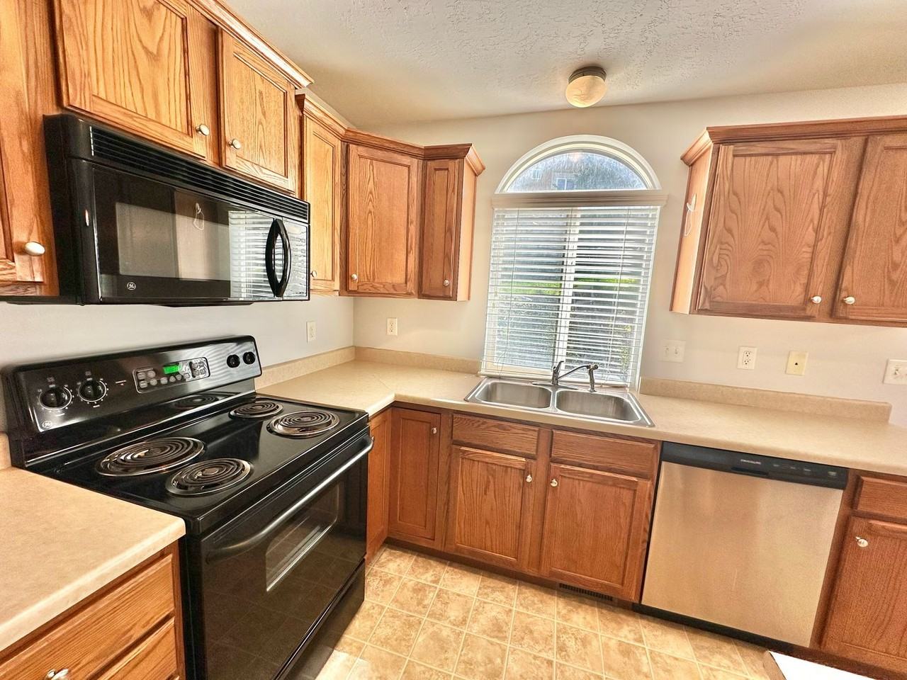 9677 S Villa Springs Cv - Photo 6 of 32