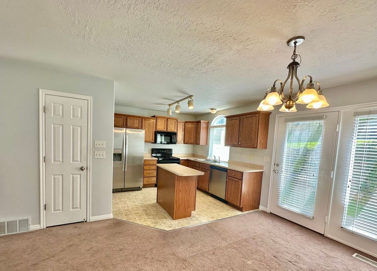 9677 S Villa Springs Cv - Photo 7 of 32