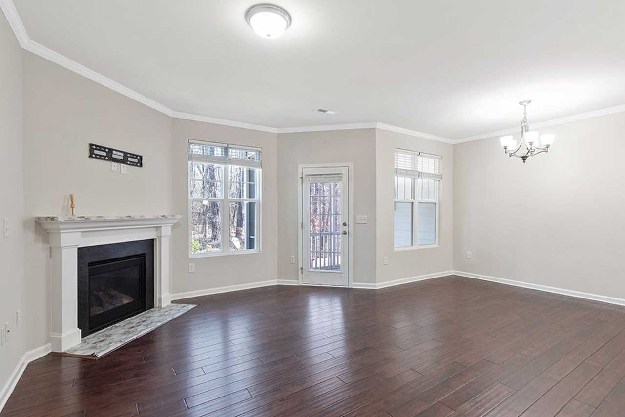 629 Briarcliff St - Photo 4 of 31