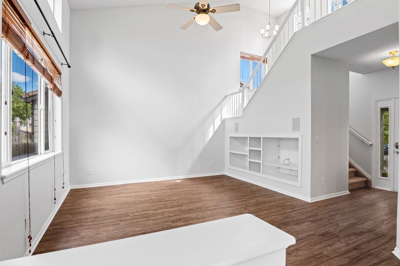 6837 W Rockland Pl - Photo 7 of 15