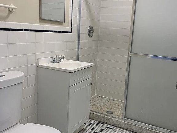 392 Executive Dr #301 - Photo 3 of 7