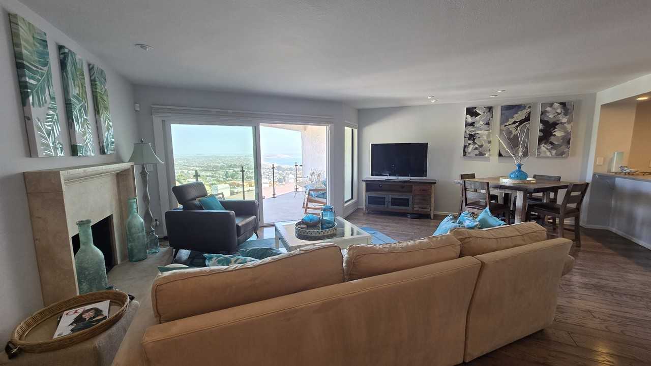 856 Caliente Ln - Photo 2 of 16