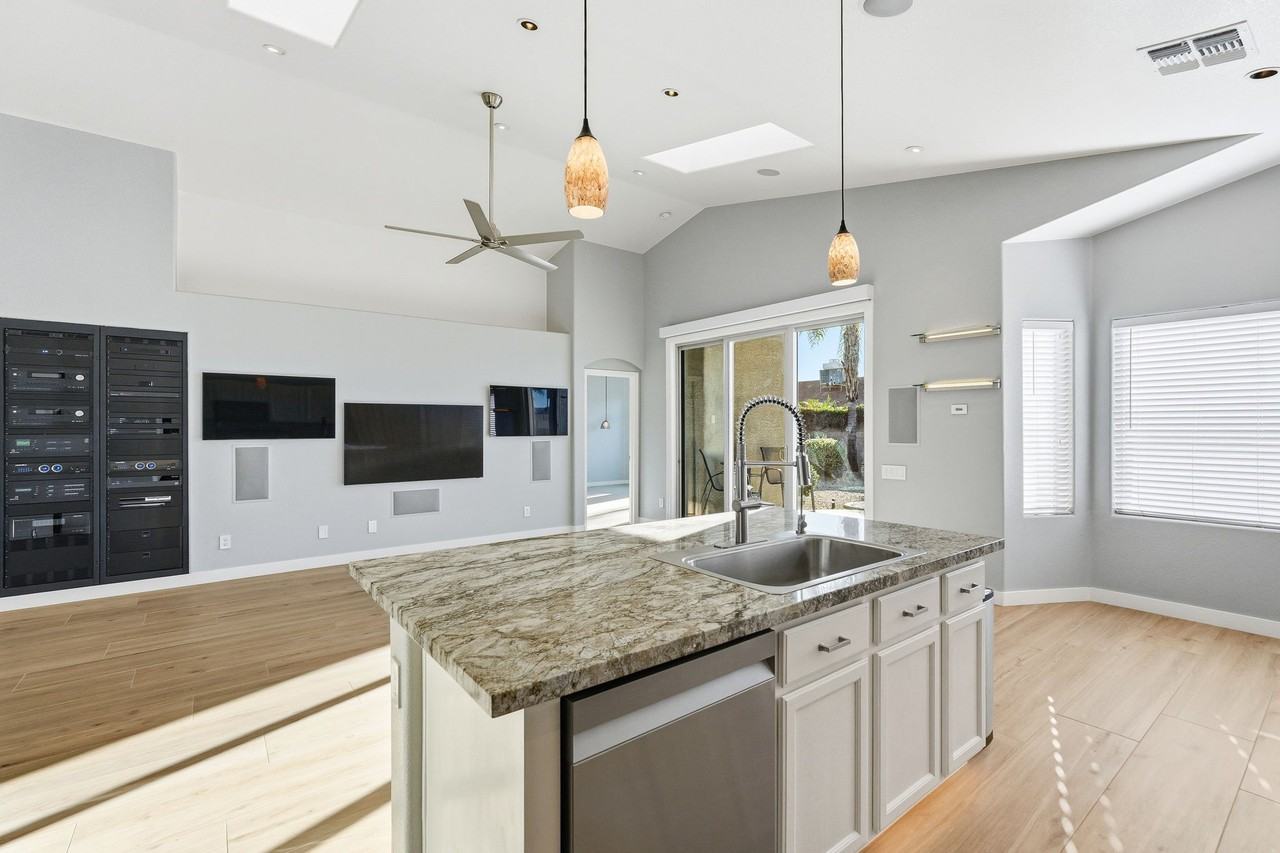 16404 S 46th Way #NA - Photo 2 of 50