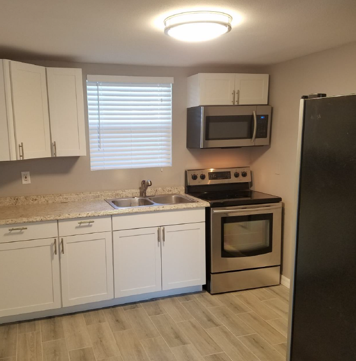 1720 4th Ave E - Photo 2 of 8