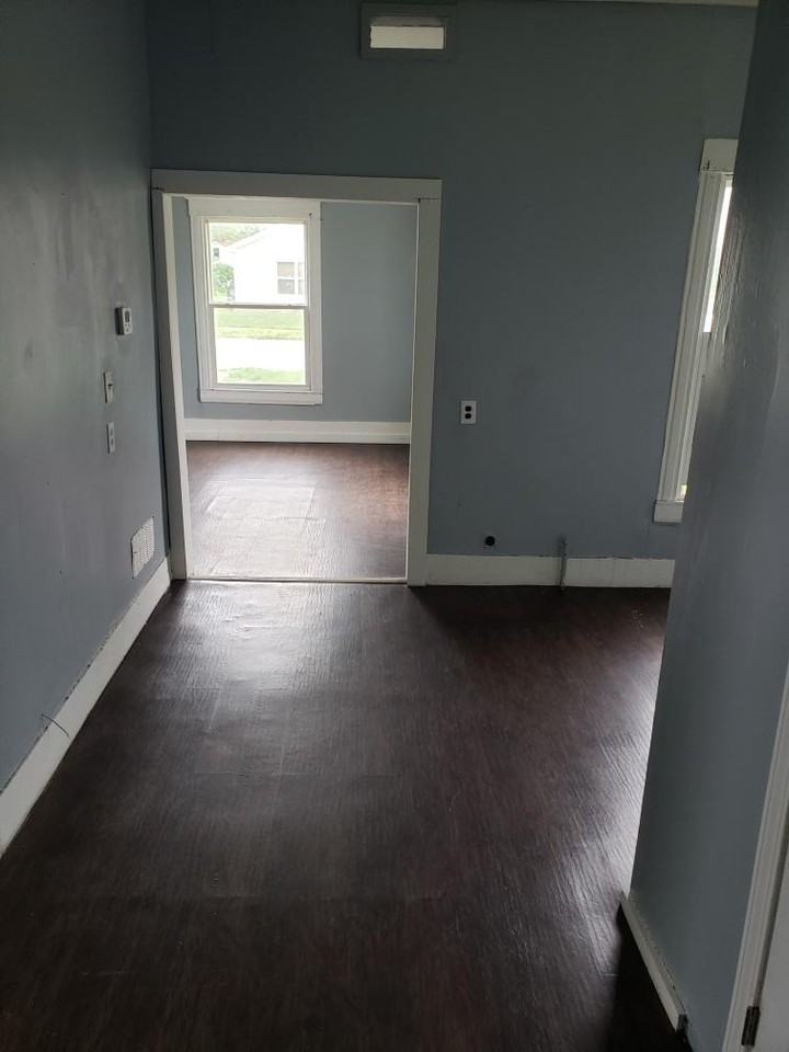 1023 Emmons St #NA - Photo 2 of 6