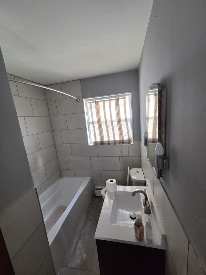 2536 S 9th St #NA - Photo 5 of 8