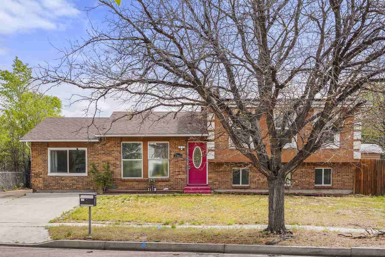 2915 Monica Dr W #NA - Photo 2 of 31