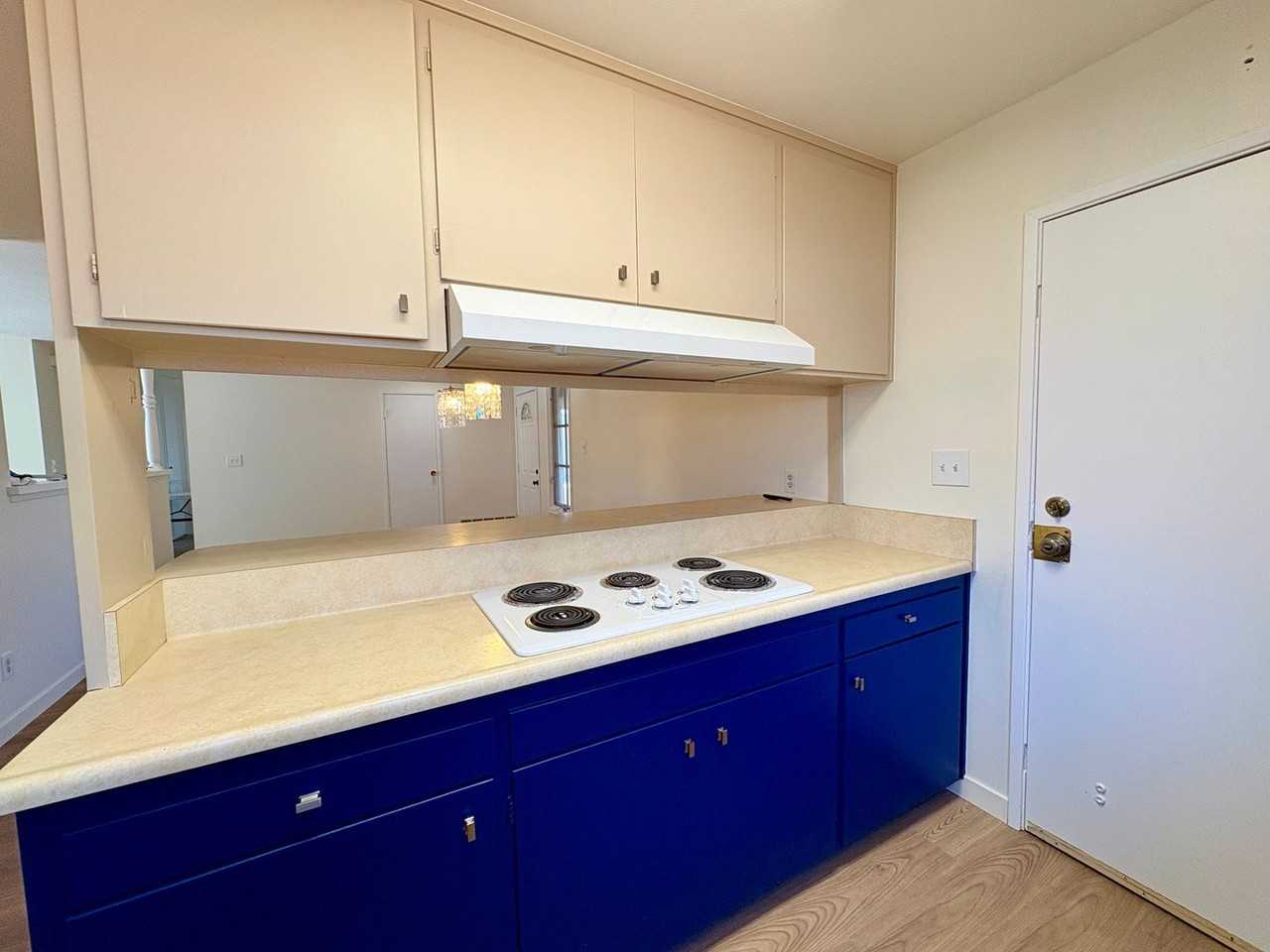 4653 Berwick Dr - Photo 7 of 15