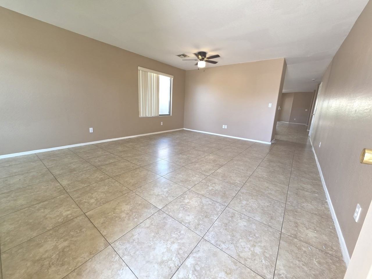 3792 W Santa Cruz Ave - Photo 2 of 32