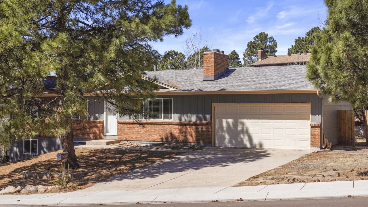 3270 Cortina Dr #NA - Photo 2 of 30